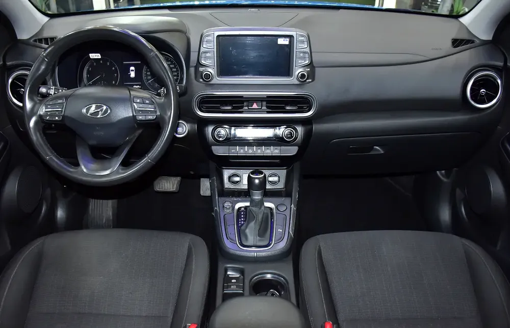 BIG TIME OFFER FOR 3 DAYS! CASH ONLY! Hyundai Kona 2.0L ( 2023 Model ) in Blue Color GCC Specs - Image 11