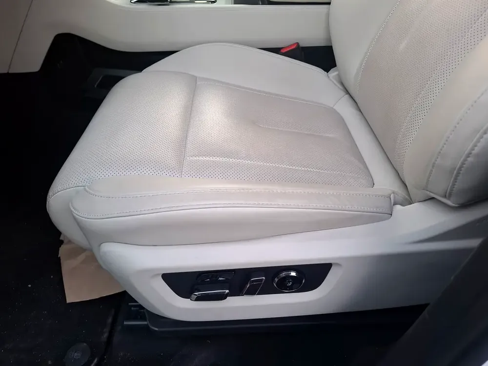 2023 Rox 01 Luxury 6-Seater SUV - Chinese Specs (Export Only) - Image 10