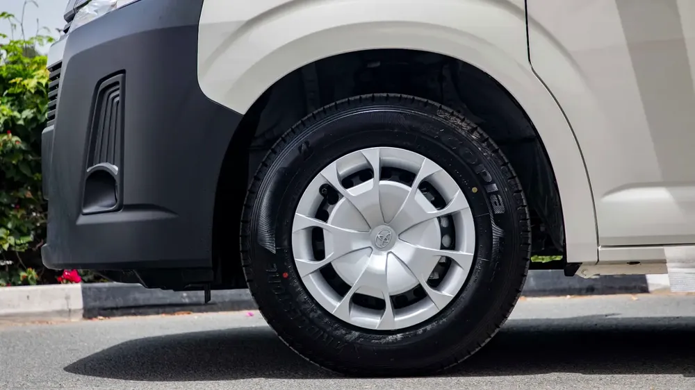 Toyota Hiace STD ROOF | 6S P | 3.5 L | MT | GL RB | 3 Years Warranty - Image 6