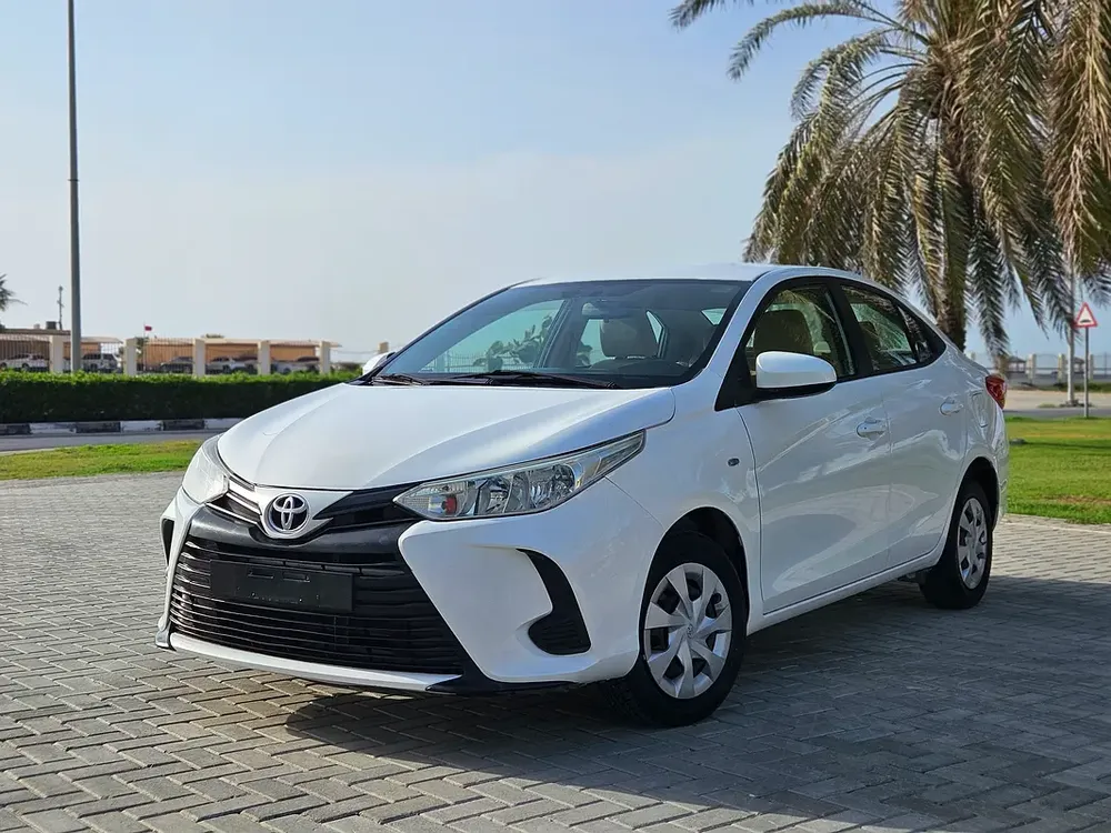 Toyota Yaris 2022 SE GCC MID Premium Condition Single Hand Driven Family Car - Image 6