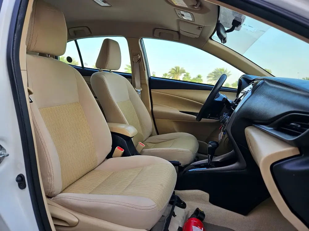 Toyota Yaris 2022 SE GCC MID Premium Condition Single Hand Driven Family Car - Image 8