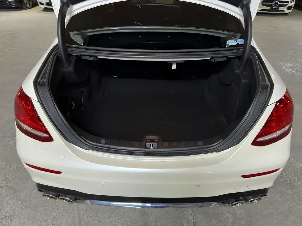 MERCEDES E-CLASS E400 2017 3.5L | BURMESTER SOUND SYSTEM | CARBON INTERIOR | DRIVING ASSISTANCE PACK - Image 12