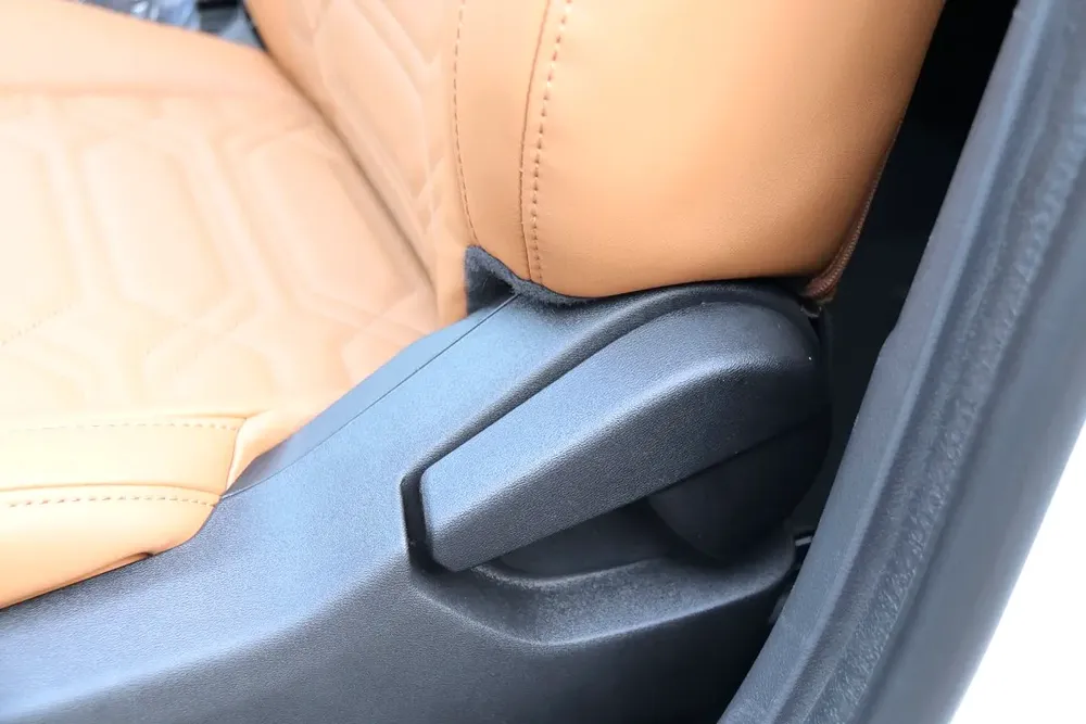 MAGNITE EM2 1.0L 2WD CVT S 2026 - Image 11