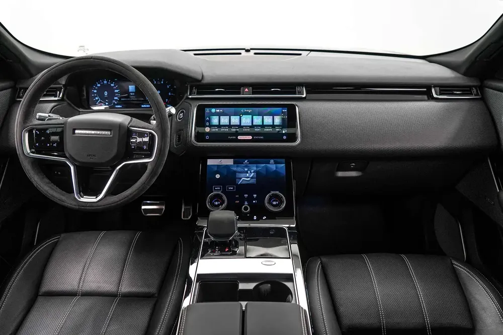 2022 RANGE ROVER VELAR SE P250 R DYNAMIC / 20 INCH / PANORAMIC ROOF /  LOW MILEAGE - Image 8
