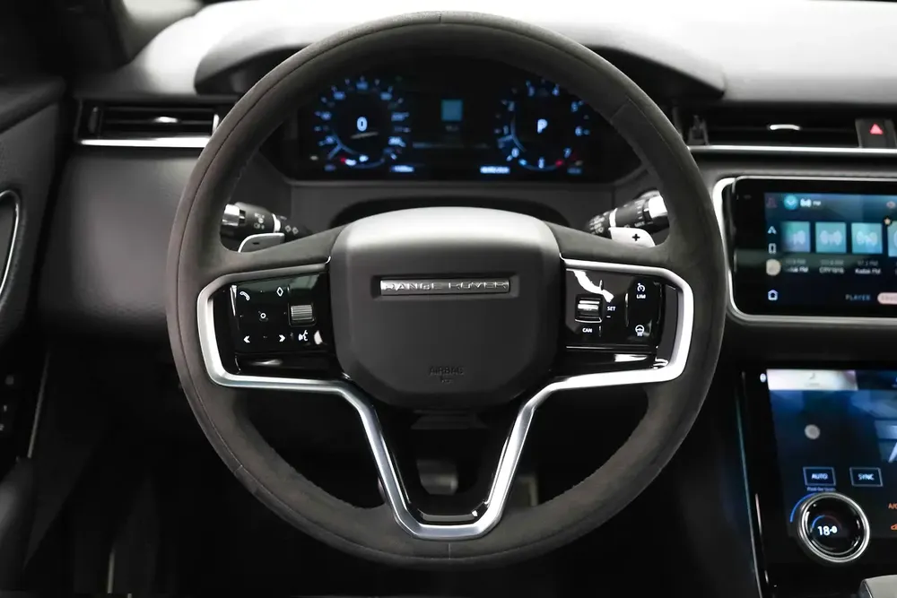 2022 RANGE ROVER VELAR SE P250 R DYNAMIC / 20 INCH / PANORAMIC ROOF /  LOW MILEAGE - Image 9