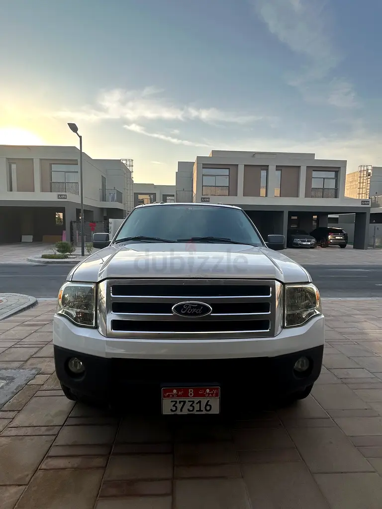 Ford Expedition XL 2014 GCC Specs - Well Maintained - Image 7