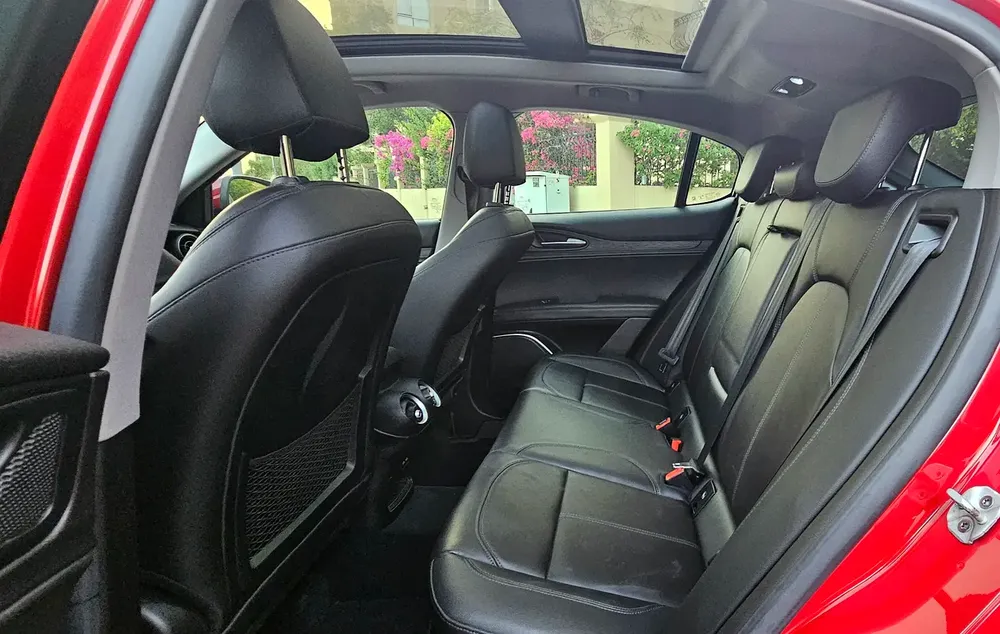 ALFA ROMEO STELVIO SUPER # 2020 GCC # AGENCY MAINTAINED # UNDER WARRANTY # SERVICE CONTRACT - Image 11