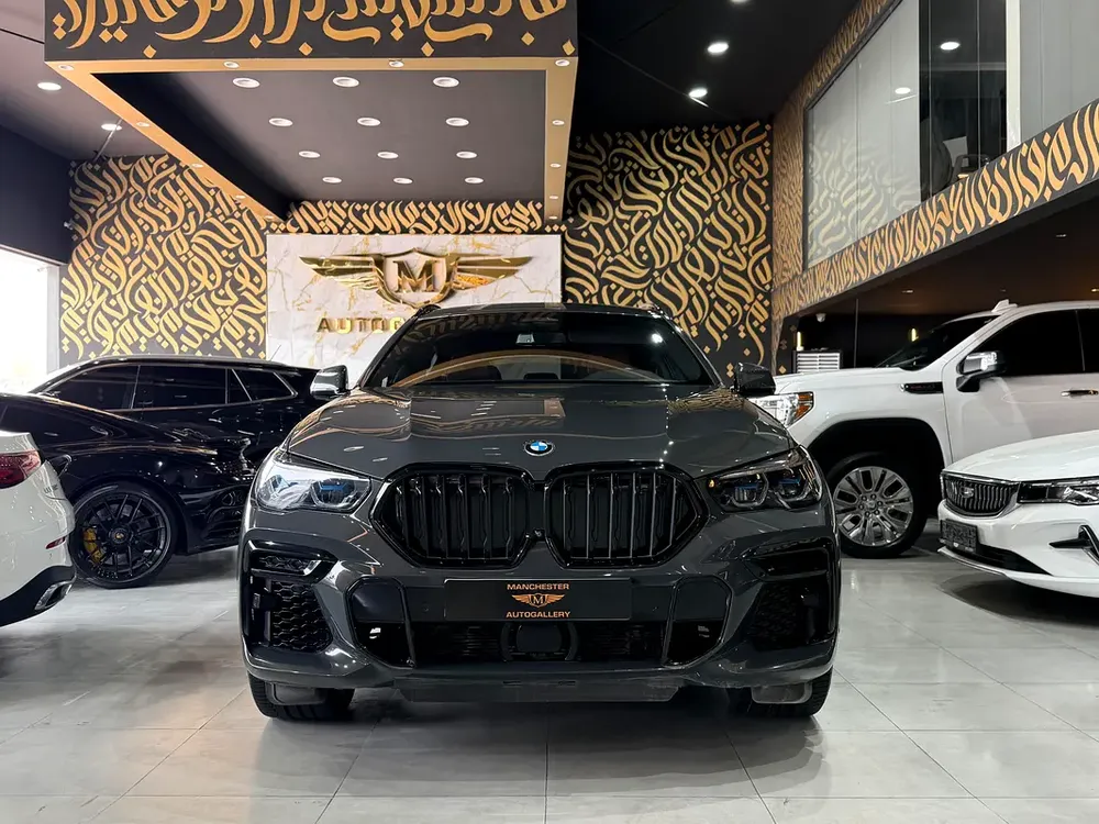 2023 BMW X6 xDrive40i M Sport Kit- GCC Specs Service Contract and Warranty till 100K/2028 AGMC - Image 5