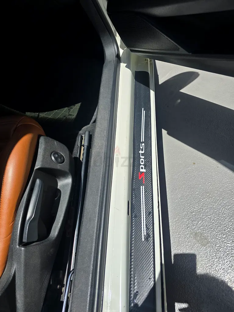 Volkswagen Scirocco Sport 2011 | GCC Specs | Well Maintained - Image 17