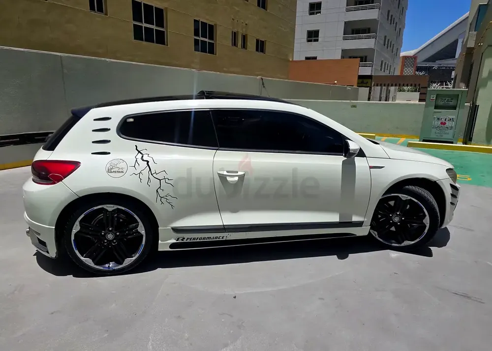 Volkswagen Scirocco Sport 2011 | GCC Specs | Well Maintained - Image 8