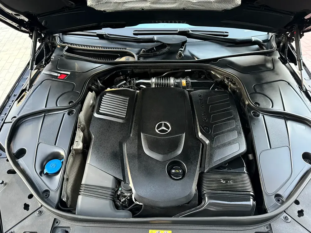 Mercedes-Benz S-Class S 350, 2018, low mileage,Korean Specs, clean title - Image 10