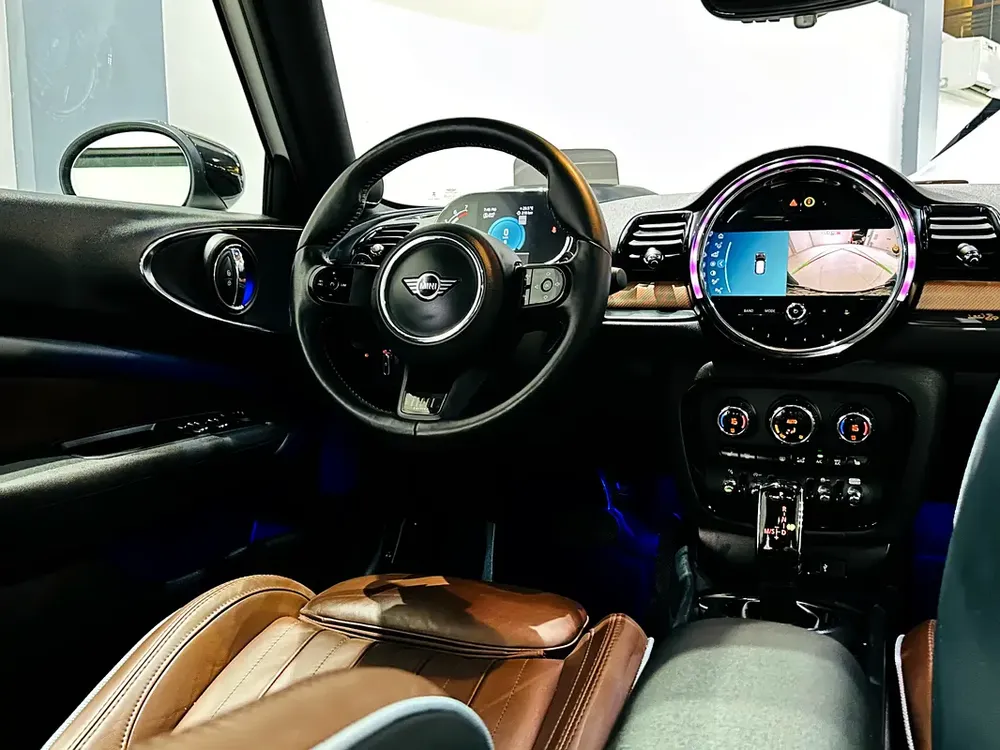 MINI COOPER S CLUBMAN 1 OF 19/69 FINAL EDITION 2024 MODEL YEAR WITH ONE YEAR WARRANTY - Image 12