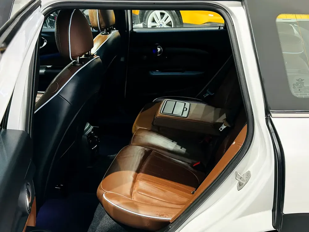 MINI COOPER S CLUBMAN 1 OF 19/69 FINAL EDITION 2024 MODEL YEAR WITH ONE YEAR WARRANTY - Image 13