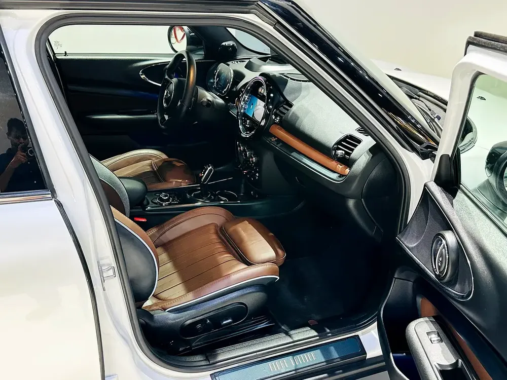 MINI COOPER S CLUBMAN 1 OF 19/69 FINAL EDITION 2024 MODEL YEAR WITH ONE YEAR WARRANTY - Image 15