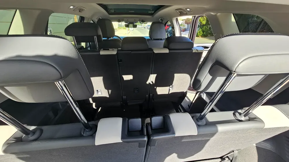 Volkswagen ID.6 Pro 2021 - 7 seater Electric SUV under Warranty and srv. Contract - Image 10