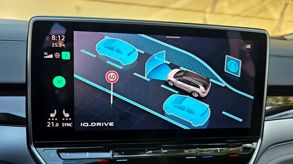 Volkswagen ID.6 Pro 2021 - 7 seater Electric SUV under Warranty and srv. Contract - Image 13