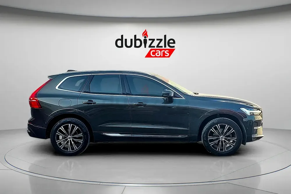 AED 2128/month | 2022 Volvo XC60 T5 R Design Plus | GCC Specs | Ref#453837 - Image 4