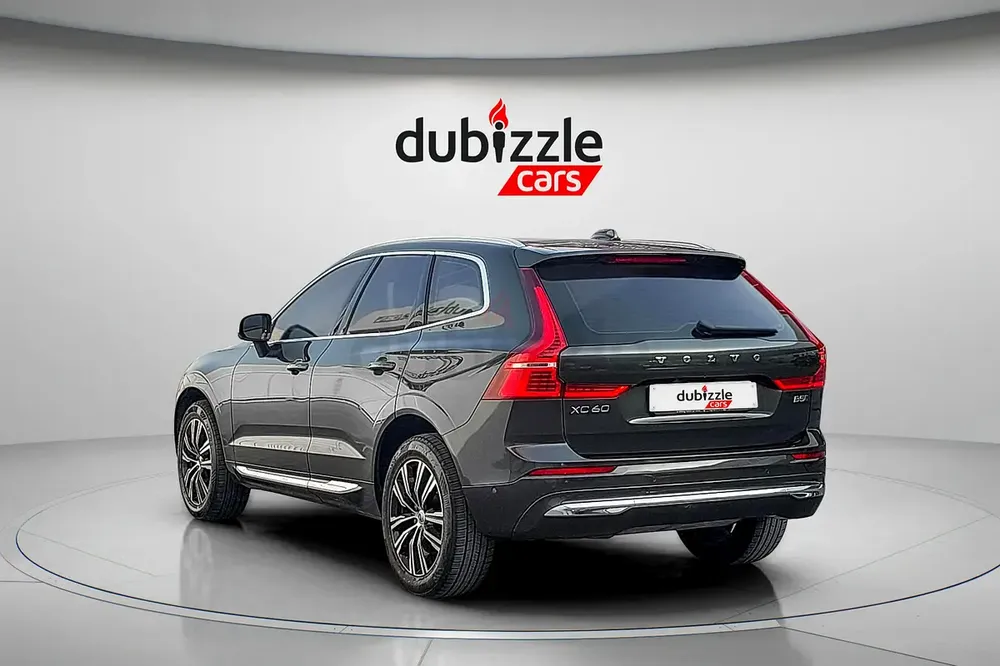 AED 2128/month | 2022 Volvo XC60 T5 R Design Plus | GCC Specs | Ref#453837 - Image 8
