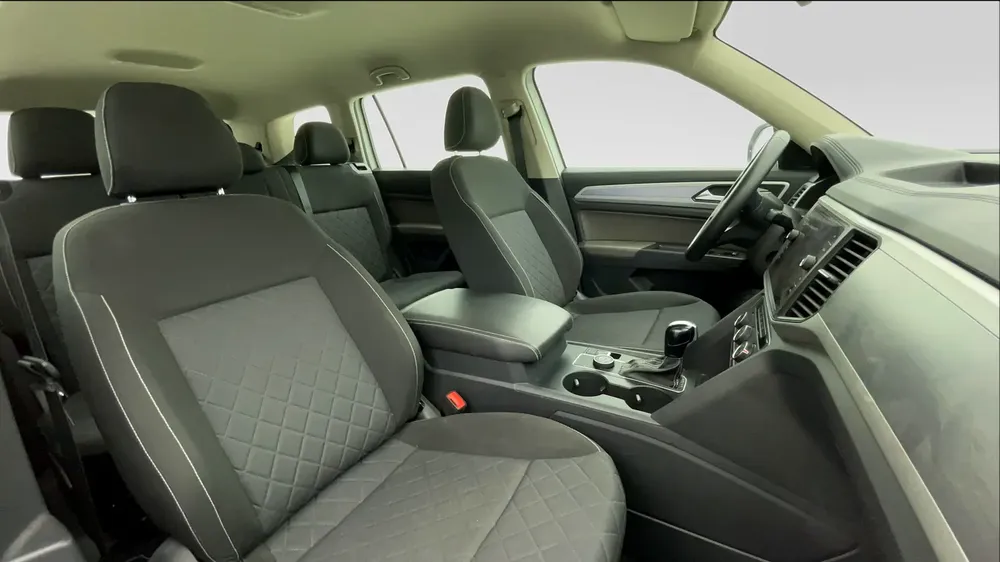AED 1,266/month | 0 Downpayment | Free 1 Year Warranty | Service History | VOLKSWAGEN TERAMONT 2023 - Image 6
