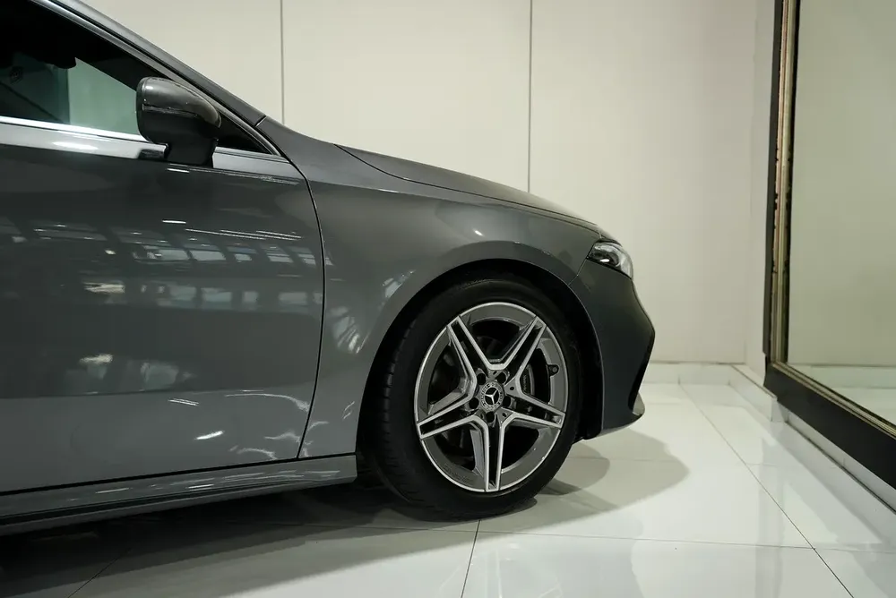 2025 Mercedes-Benz A-Class A 200 AMG Premium Plus - GCC Specs - Image 19