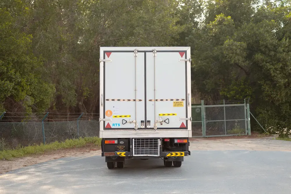 Mitsubishi Canter Chiller | Diesel | GCC Specs | Ref#M41735 - Image 7