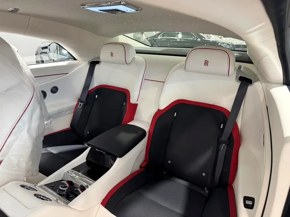 Rolls-Royce Spectre | 2024 | GCC I under agency warranty I Ultra Luxury Electric Coupe - Image 17