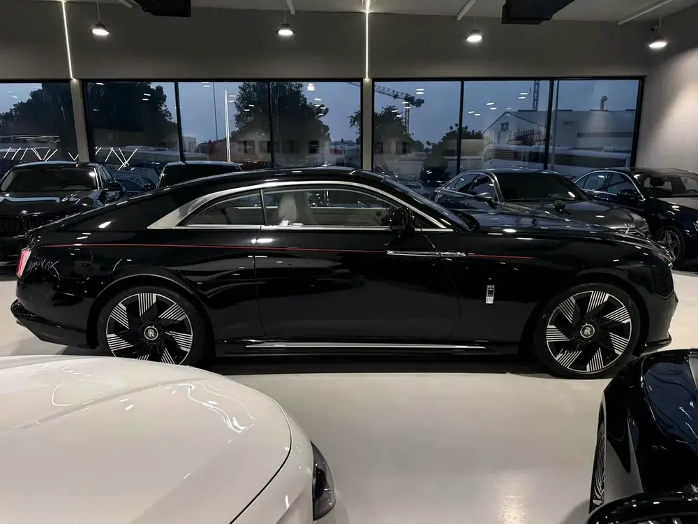 Rolls-Royce Spectre | 2024 | GCC I under agency warranty I Ultra Luxury Electric Coupe - Image 7
