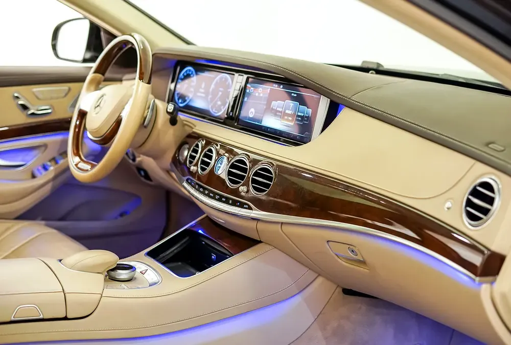 AED 1632 PM | MERCEDES S500 AMG 2014 | 4 BUTTON | WELL MAINTAINED | 1 YEAR WARRANTY | GCC - Image 16