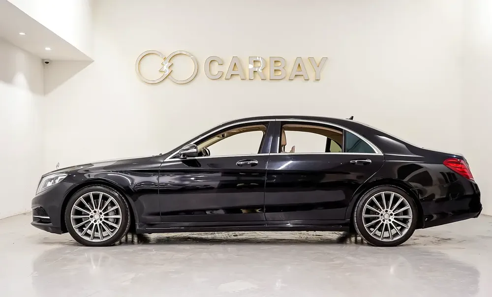 AED 1632 PM | MERCEDES S500 AMG 2014 | 4 BUTTON | WELL MAINTAINED | 1 YEAR WARRANTY | GCC - Image 4