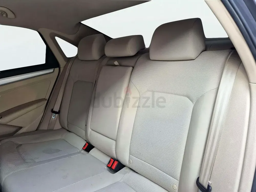 2017 Volkswagen Passat S 2.5L | GCC Specifications - Image 12