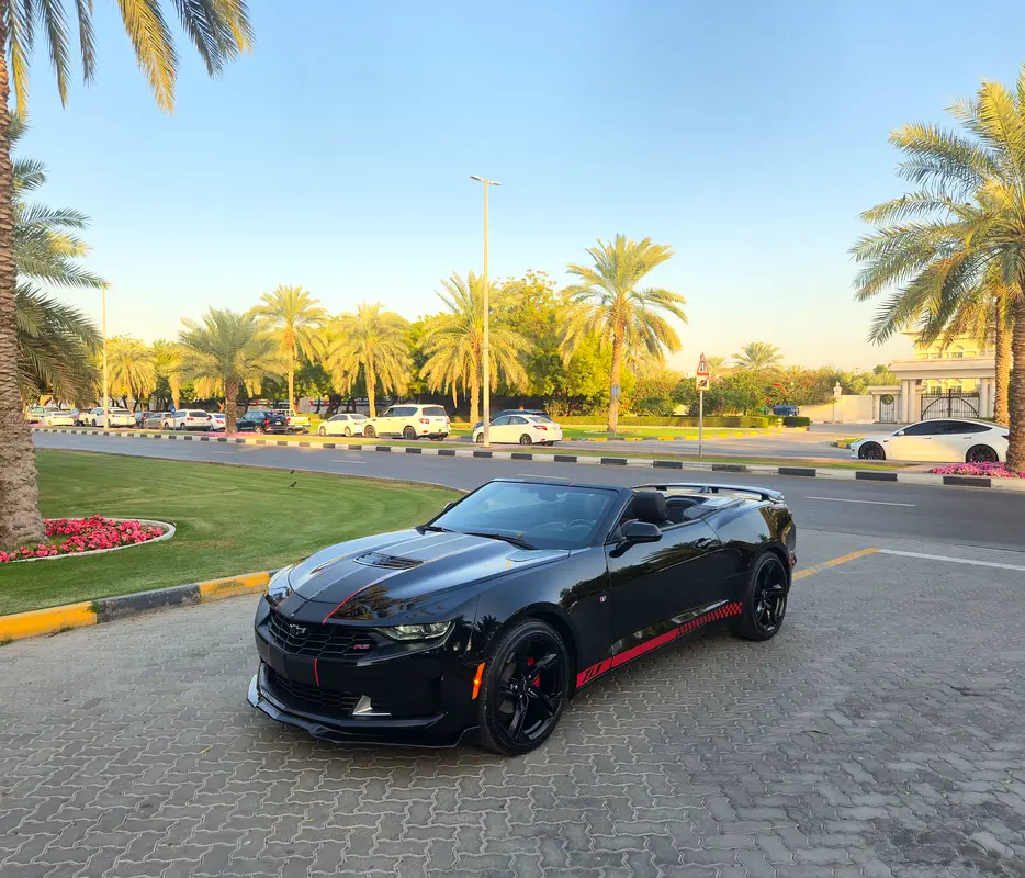 #Every vehicle includes a comprehensive warranty and service contract, ensuring reliability - Image 12