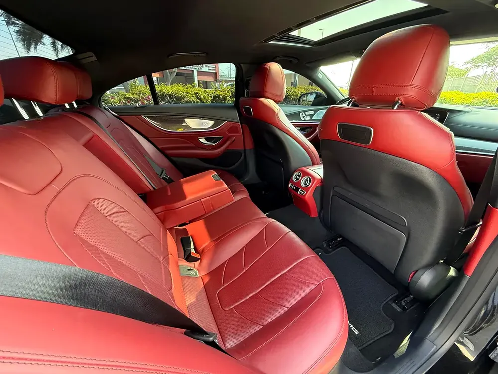 MERCEDES-BENZ CLS-53 AMG 2019 GCC NO PAINT NO ACCIDENTS FULL OPTION - Image 9