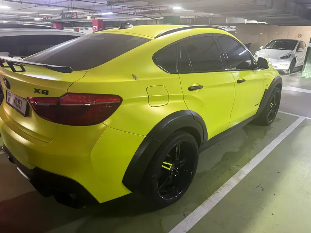 Pristine 2018 BMW X6 xDrive50i | GCC Specs | Full Service History - Image 5