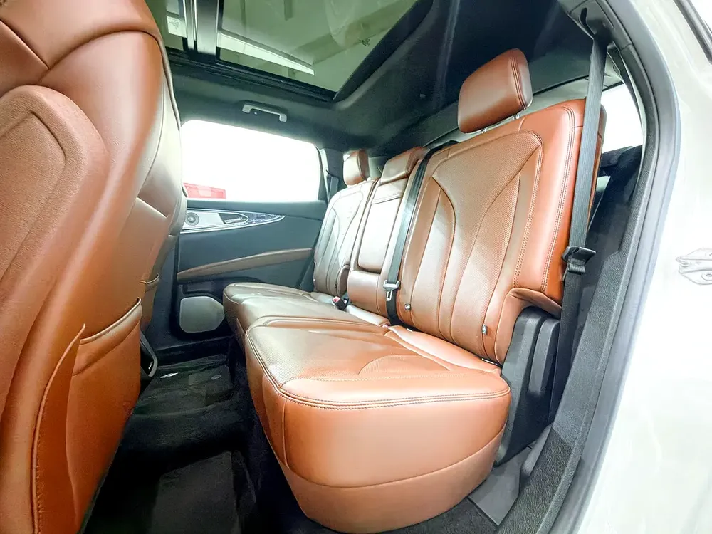 AED 1,480 // 20% DP // 2022 Lincoln Nautilus Reserve II 2.7L V6 - Image 14