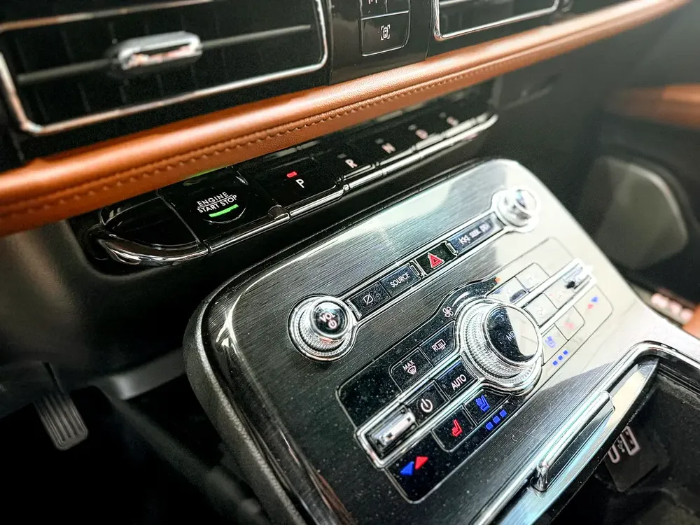 AED 1,480 // 20% DP // 2022 Lincoln Nautilus Reserve II 2.7L V6 - Image 16