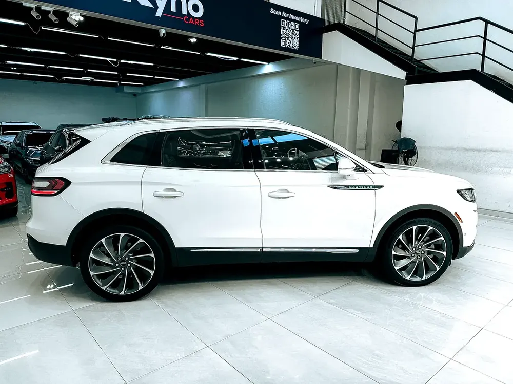AED 1,480 // 20% DP // 2022 Lincoln Nautilus Reserve II 2.7L V6 - Image 4
