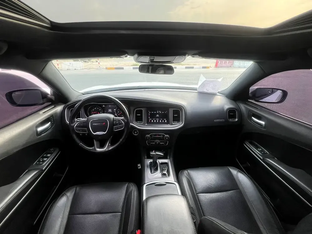 2020 DODGE CHARGER SXT | FULL OPTION WITH SUNROOF | PERFECT CONDITION - Image 13