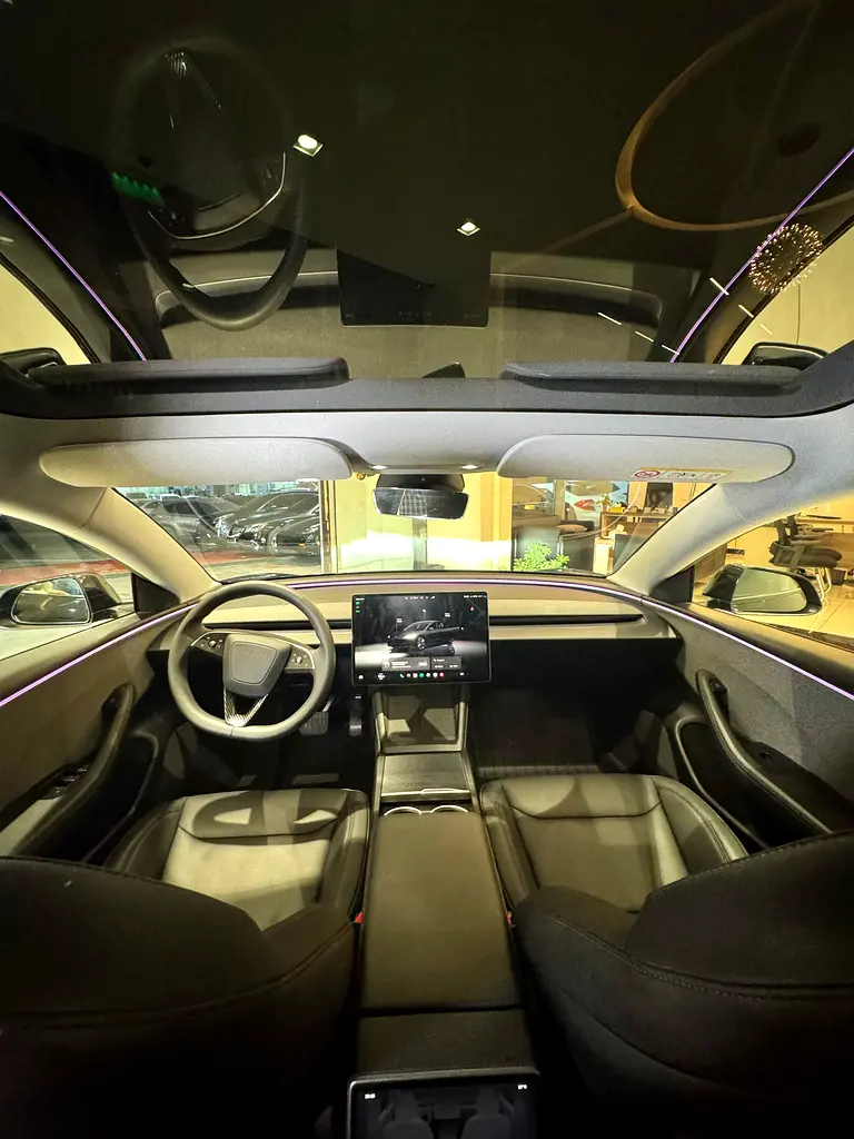2024 Tesla Model 3 Standard Plus - GCC Specs  like brand new - Image 12