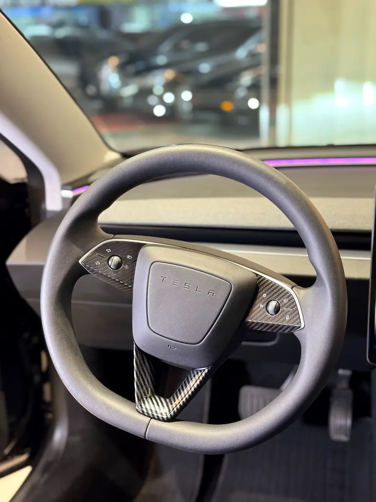 2024 Tesla Model 3 Standard Plus - GCC Specs  like brand new - Image 13
