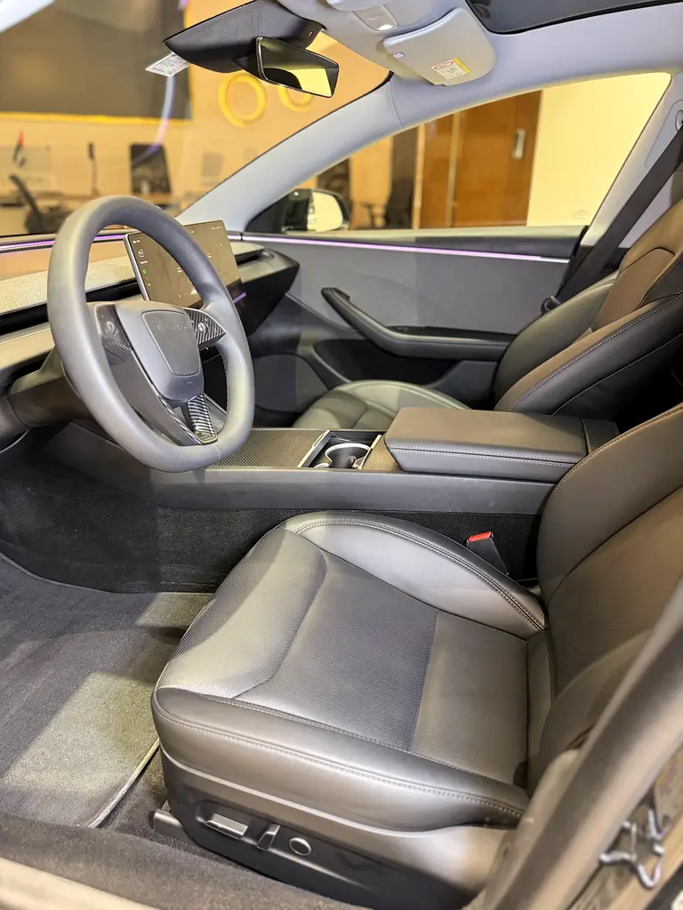 2024 Tesla Model 3 Standard Plus - GCC Specs  like brand new - Image 8