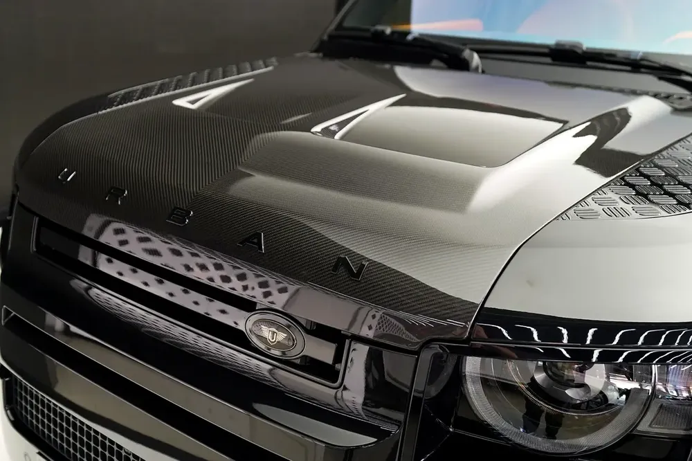 2021 Land Rover Defender 90 HSE | GCC Specs | Low Mileage - Image 7
