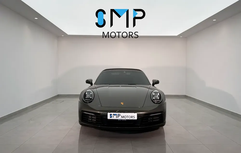 2024 Porsche 911 Carrera 4 convertible | 5,361km | - Image 4