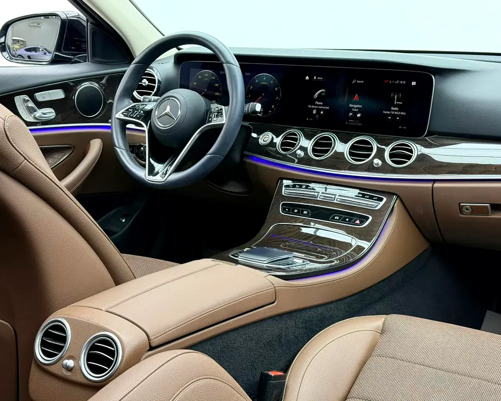2021 Mercedes-Benz E200, Mercedes Warranty+ Full Service History, GCC - Image 13