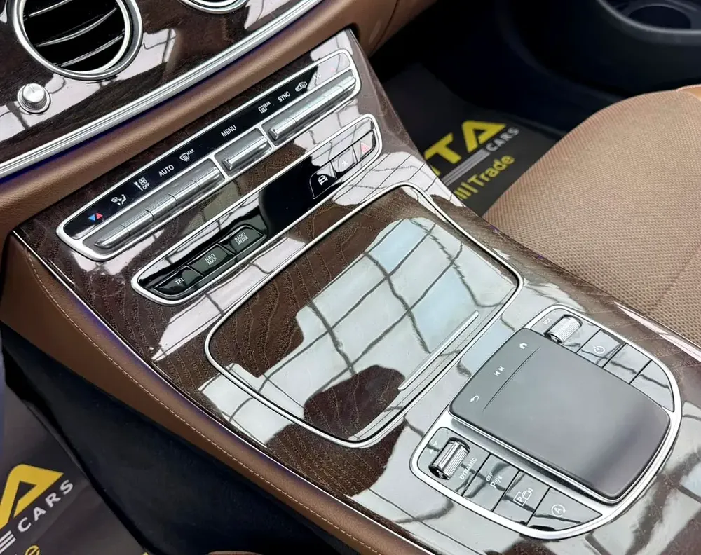 2021 Mercedes-Benz E200, Mercedes Warranty+ Full Service History, GCC - Image 18