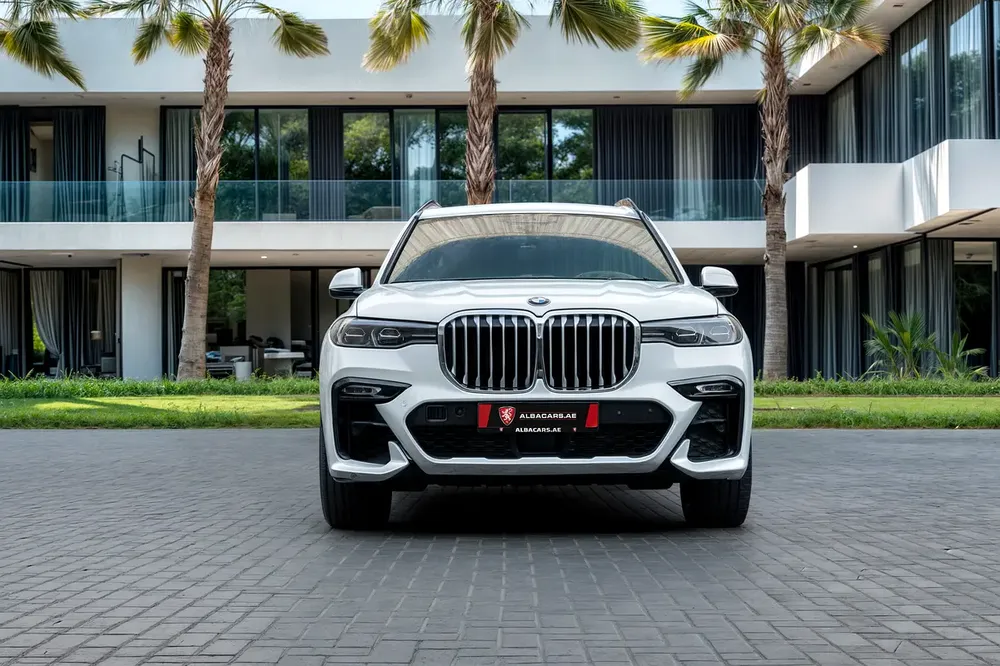 3,525 P.M |  X7 40i M Sport | 0% Downpayment | x7 xDrive40i M Sport  | Full BMW History! - Image 4