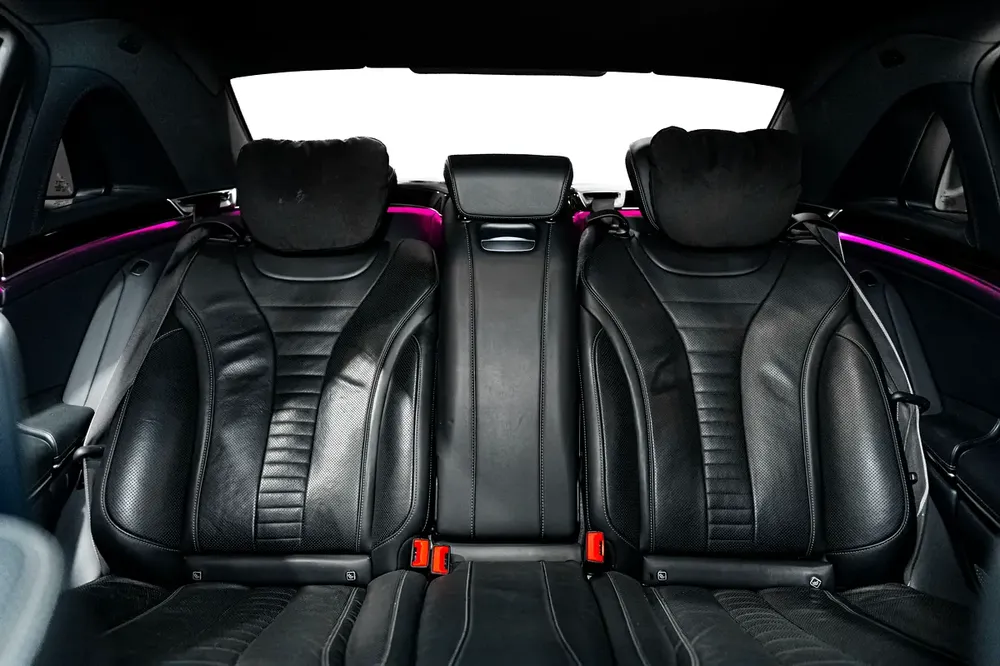 2019 S560 MAYBACH | EXTENDED WHEELBASE | FULL OPTIONS | EXCELLENT CONDITION | - Image 10