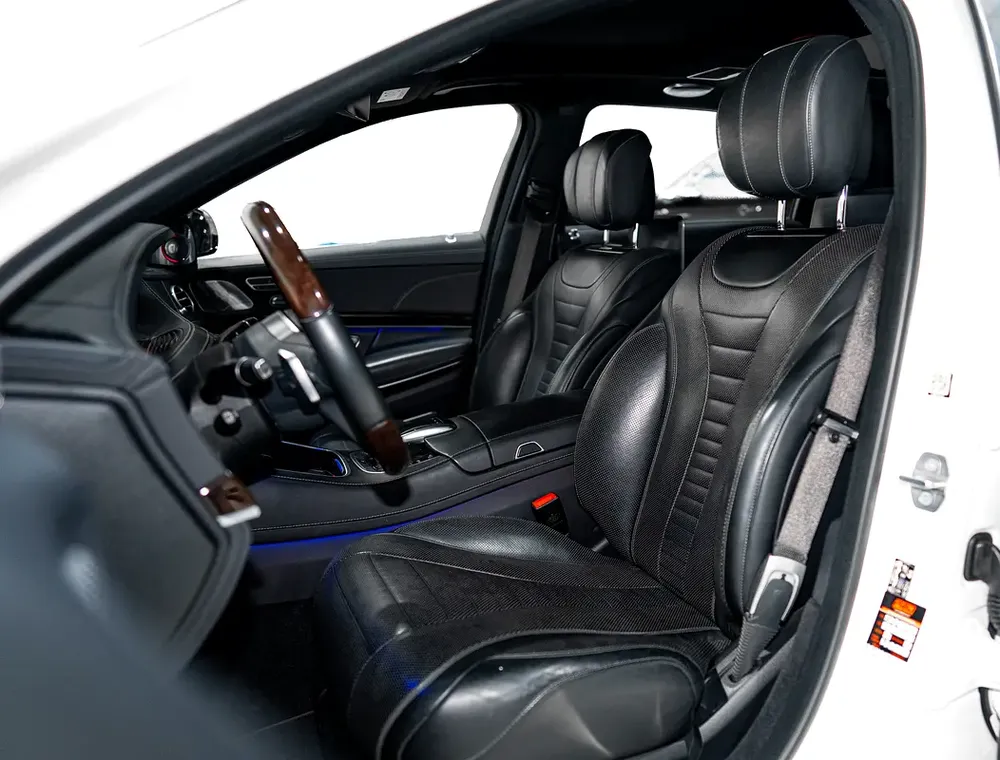 2019 S560 MAYBACH | EXTENDED WHEELBASE | FULL OPTIONS | EXCELLENT CONDITION | - Image 8