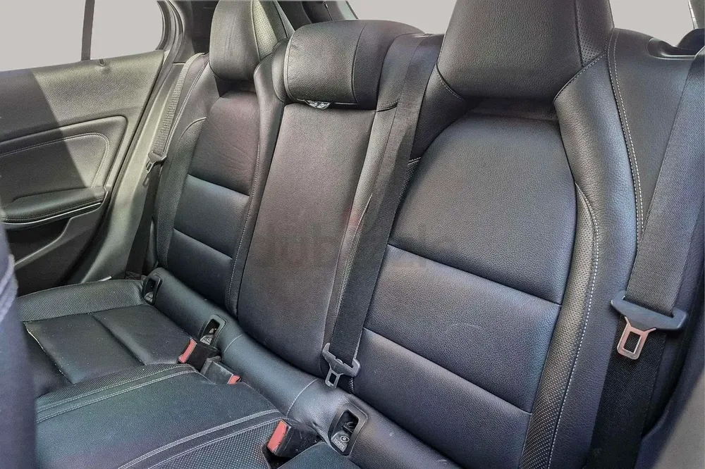 AED 2913/month | 2015 Mercedes-Benz GLA 250 4Matic | GCC Specs | Ref#431507 - Image 10