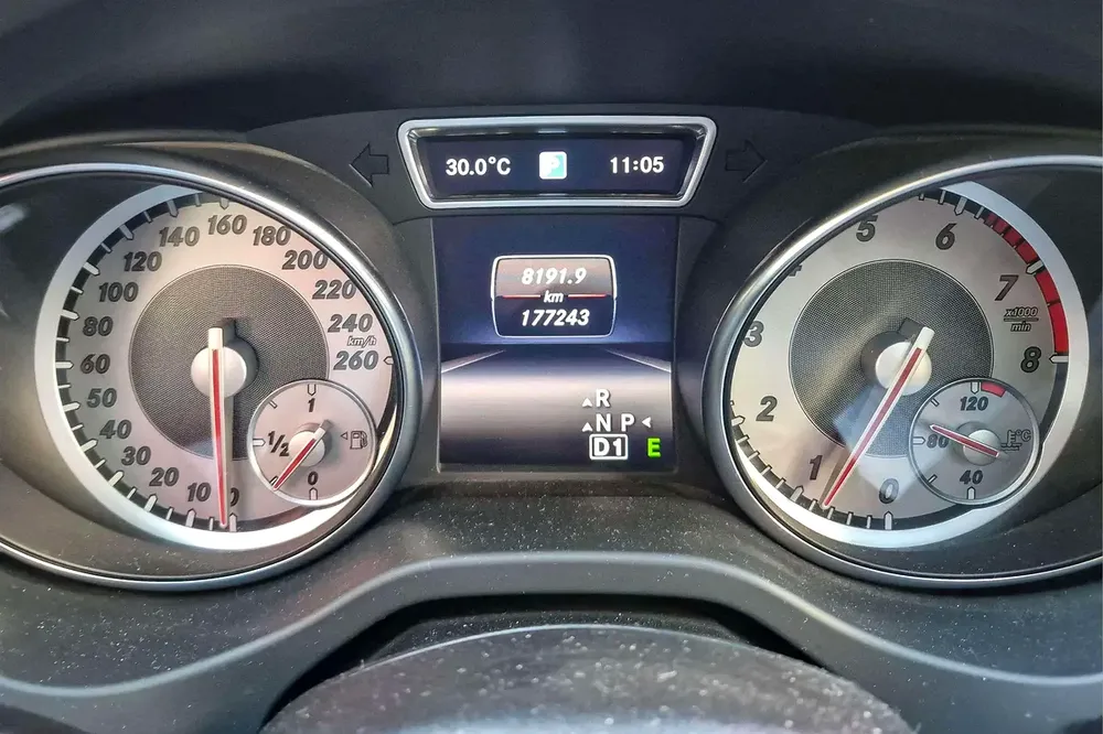 AED 2913/month | 2015 Mercedes-Benz GLA 250 4Matic | GCC Specs | Ref#431507 - Image 12