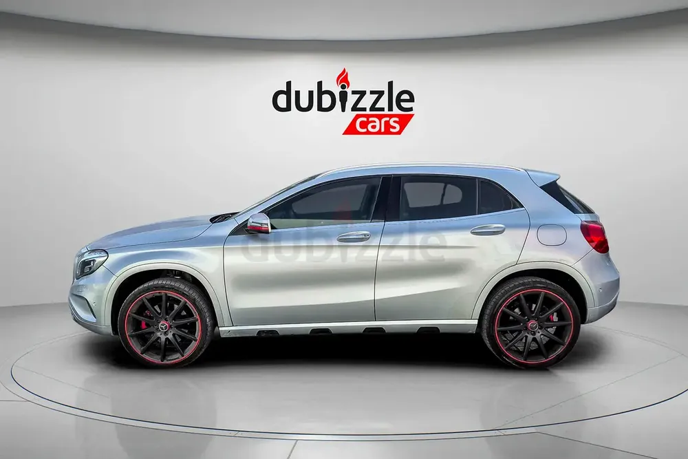AED 2913/month | 2015 Mercedes-Benz GLA 250 4Matic | GCC Specs | Ref#431507 - Image 5